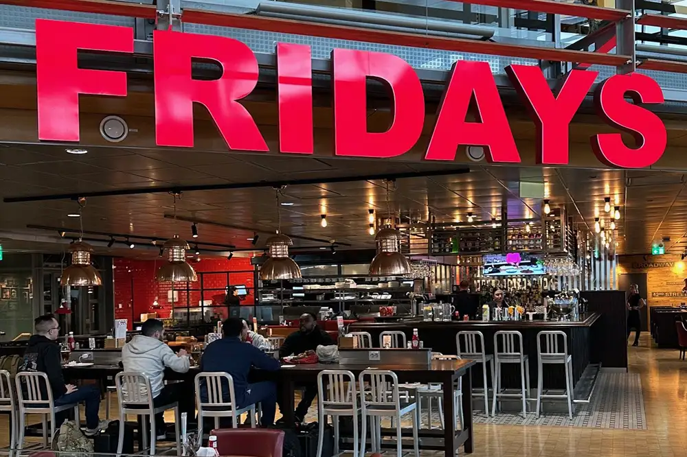 fridays restaurant Oslo Airport